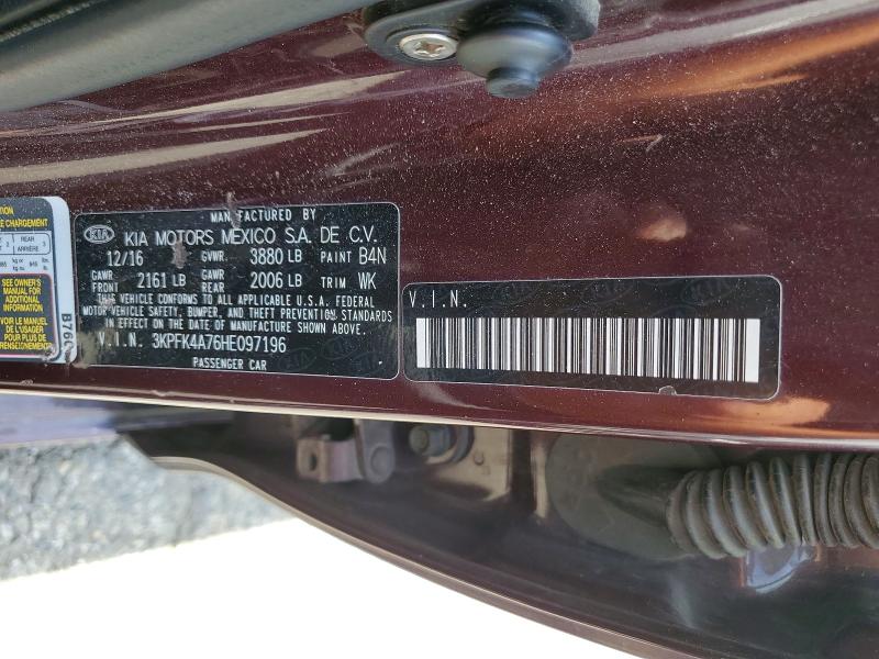 54833296 :رقم المزاد ، 3KPFK4A76HE097196 vin ، 2017 Kia Forte مزاد بيع