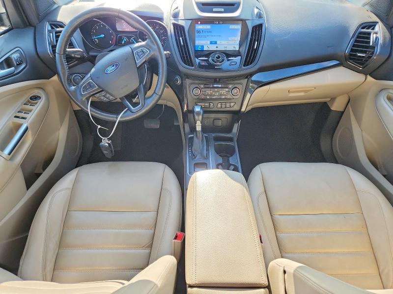 Продажа на аукционе авто 2017 Ford Escape, vin: 1FMCU0J98HUA16011, номер лота: 55681506