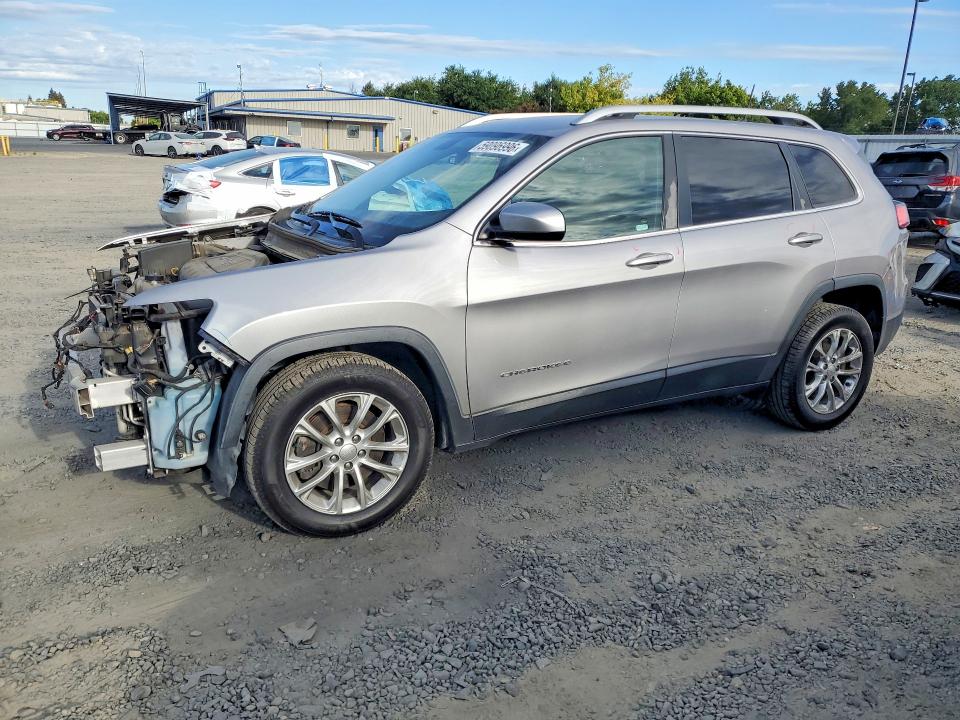 2019 Jeep Cherokee მანქანა იყიდება აუქციონზე, vin: 1C4PJLCB3KD134586, აუქციონის ნომერი: 59096996