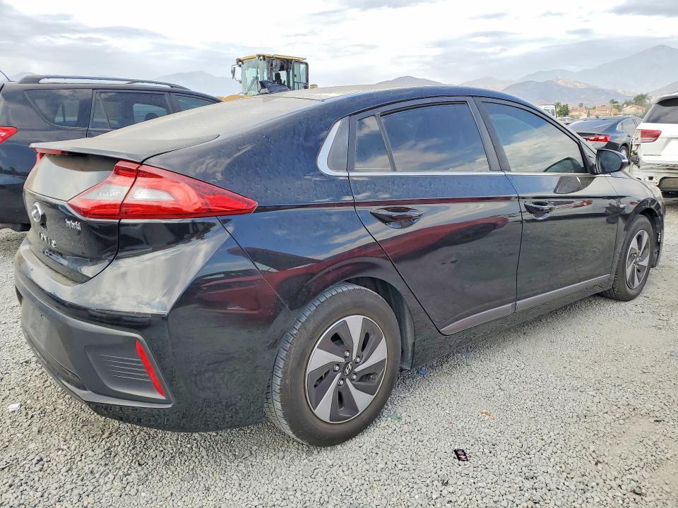 58398656 :رقم المزاد ، KMHC75LC8KU105856 vin ، 2019 Hyundai Ioniq مزاد بيع
