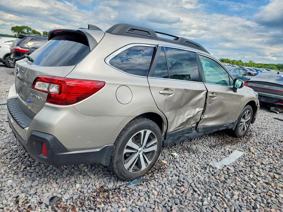 58046566 :رقم المزاد ، 4S4BSANC0K3217198 vin ، 2019 Subaru Outback مزاد بيع