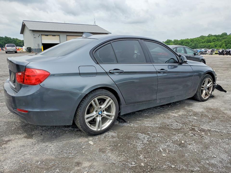 2015 Bmw 320 მანქანა იყიდება აუქციონზე, vin: WBA3C3G51FNS75621, აუქციონის ნომერი: 58829856