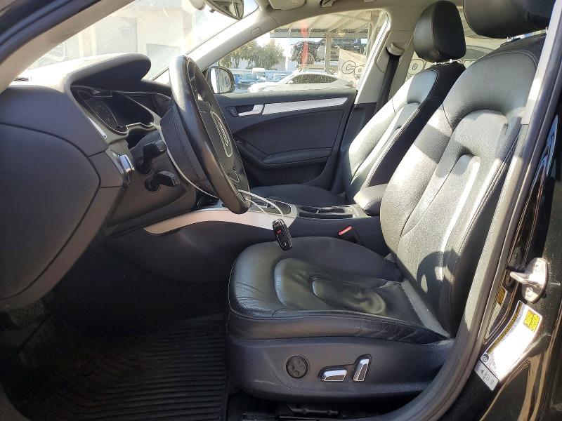 Продаж на аукціоні авто 2015 Audi A4, vin: WAUBFAFL4FN027516, номер лоту: 55456836