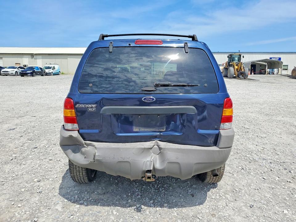 2002 Ford Escape მანქანა იყიდება აუქციონზე, vin: 1FMYU04112KC28179, აუქციონის ნომერი: 55774206