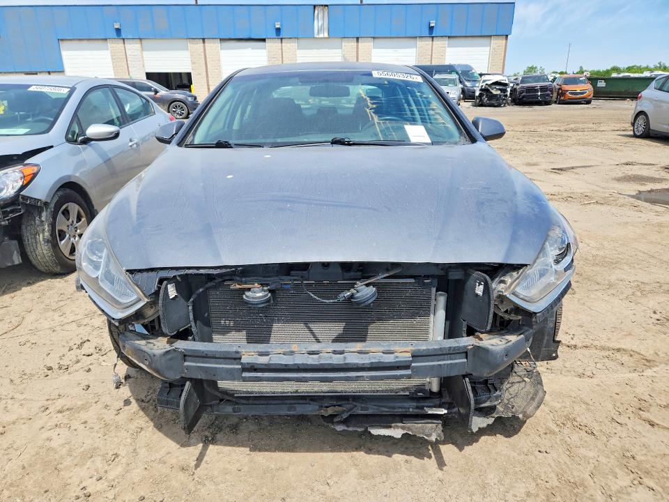 2019 Hyundai Sonata მანქანა იყიდება აუქციონზე, vin: 5NPE24AF3KH762092, აუქციონის ნომერი: 55605326