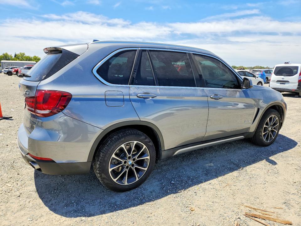 Продажа на аукционе авто 2017 Bmw X5, vin: 5UXKR2C30H0U22621, номер лота: 85633365