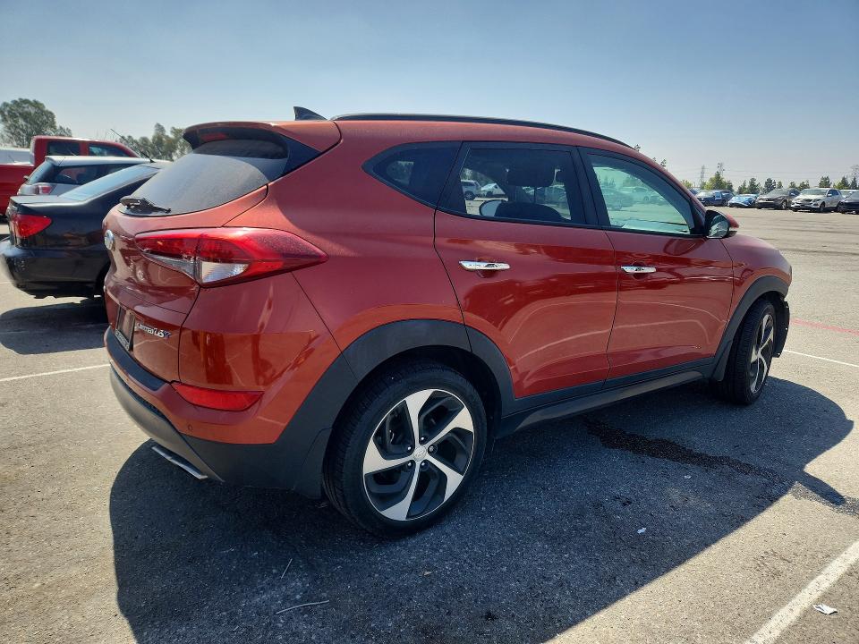 Продажа на аукционе авто 2016 Hyundai Tucson, vin: KM8J33A22GU150476, номер лота: 55636726