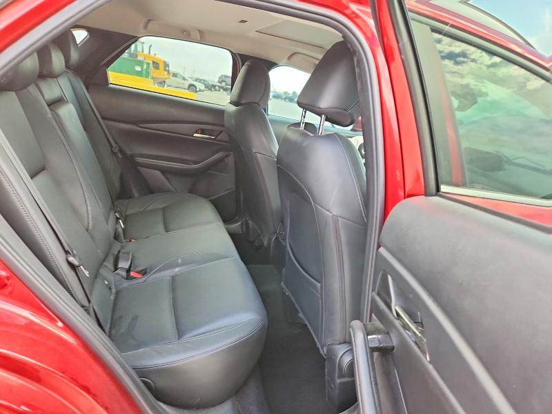59318716 :رقم المزاد ، 3MVDMBCL8NM424892 vin ، 2022 Mazda Cx-30 مزاد بيع