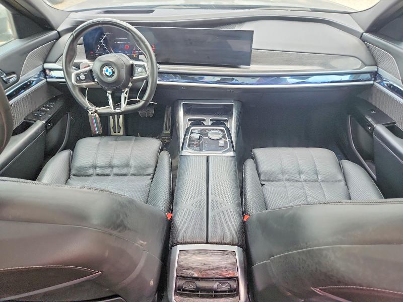 58215136 :رقم المزاد ، WBA23EH00PCM21708 vin ، 2023 Bmw 740 مزاد بيع