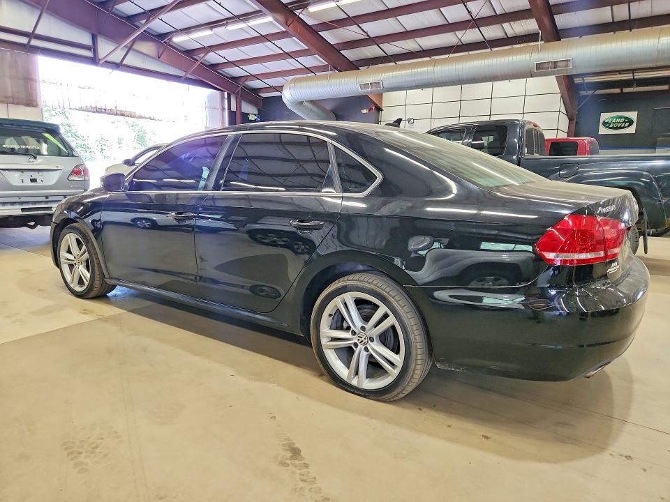 57208986 :رقم المزاد ، 1VWBN7A33EC058490 vin ، 2014 Volkswagen Passat مزاد بيع