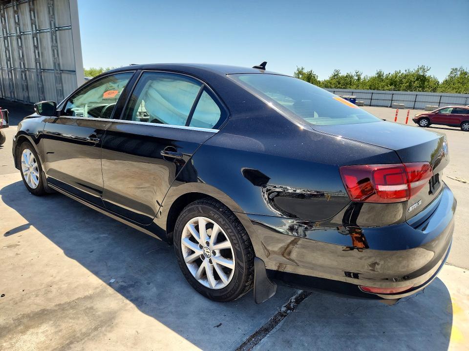 58747796 :رقم المزاد ، 3VWDB7AJ7HM341042 vin ، 2017 Volkswagen Jetta مزاد بيع