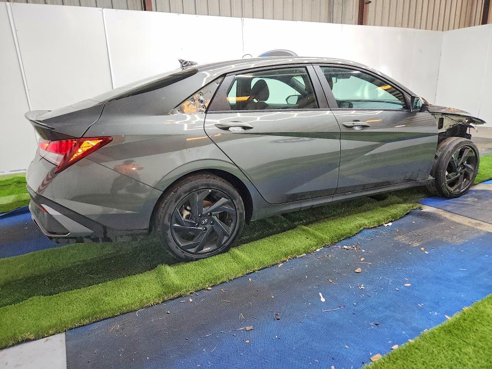 57252406 :رقم المزاد ، KMHLM4DG8TU171622 vin ، 2026 Hyundai Elantra مزاد بيع