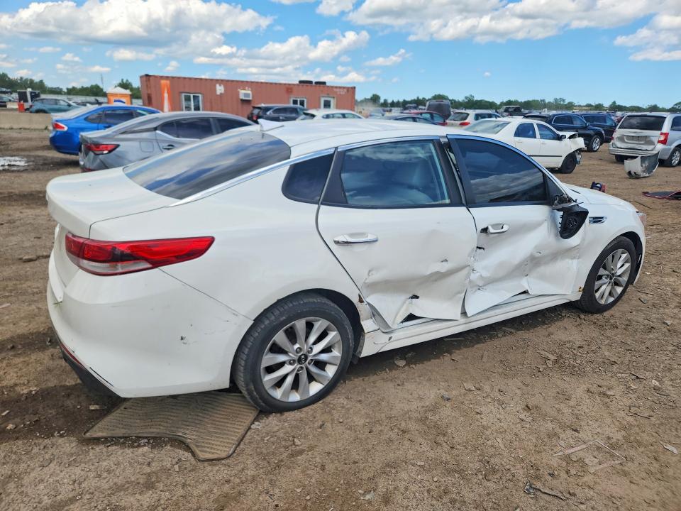 58251326 :رقم المزاد ، 5XXGT4L32GG019094 vin ، 2016 Kia Optima مزاد بيع