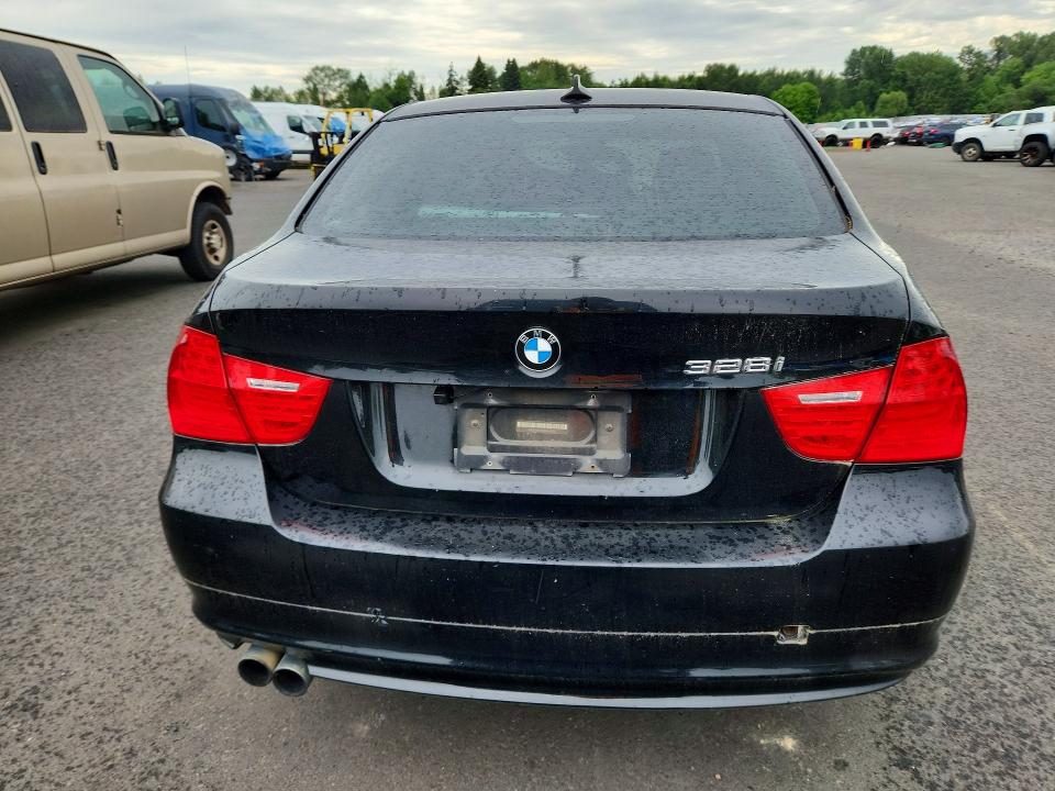 55205426 :رقم المزاد ، WBAPH7C52BE678193 vin ، 2011 Bmw 328 مزاد بيع