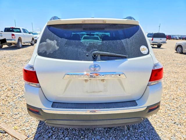2011 Toyota Highlander მანქანა იყიდება აუქციონზე, vin: 5TDBK3EH7BS042538, აუქციონის ნომერი: 55505246