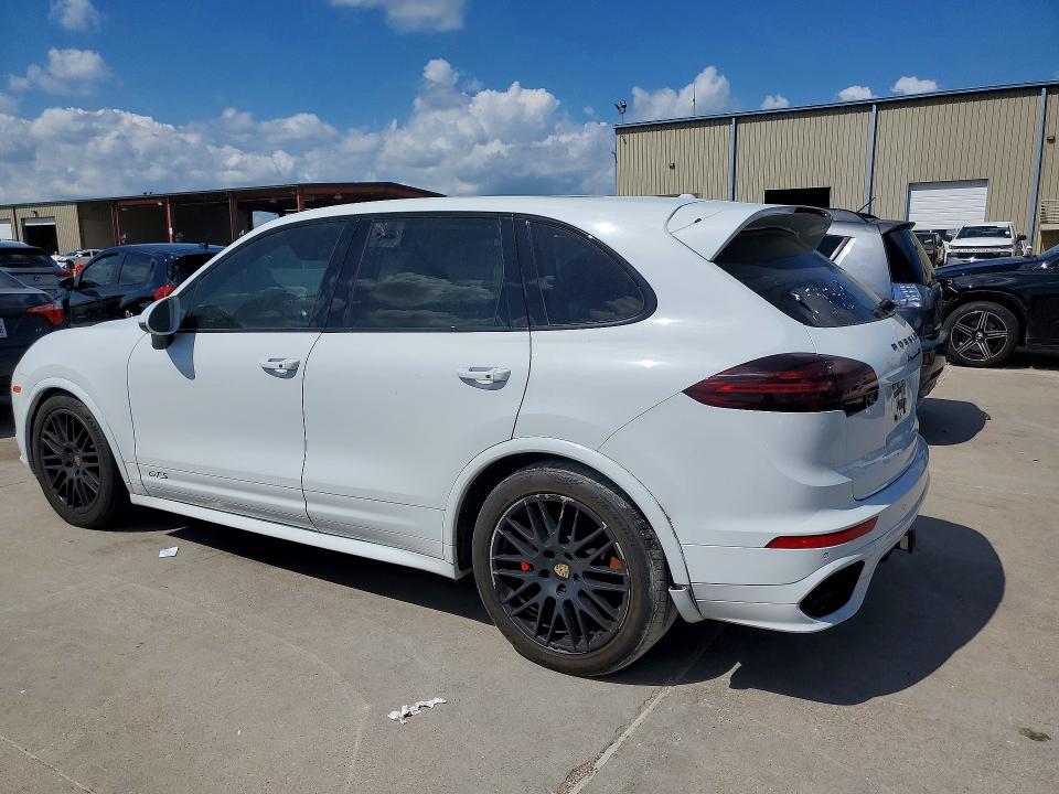 57468206 :رقم المزاد ، WP1AD2A28GLA78473 vin ، 2016 Porsche Cayenne مزاد بيع