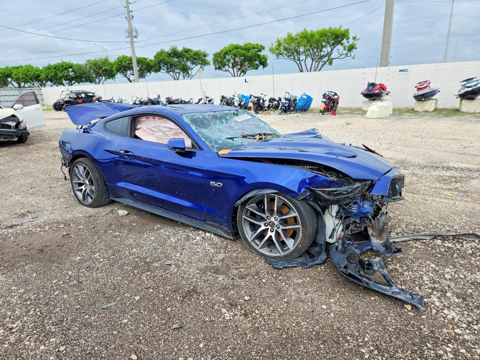 Продаж на аукціоні авто 2016 Ford Mustang, vin: 1FA6P8CF3G5261839, номер лоту: 56253356