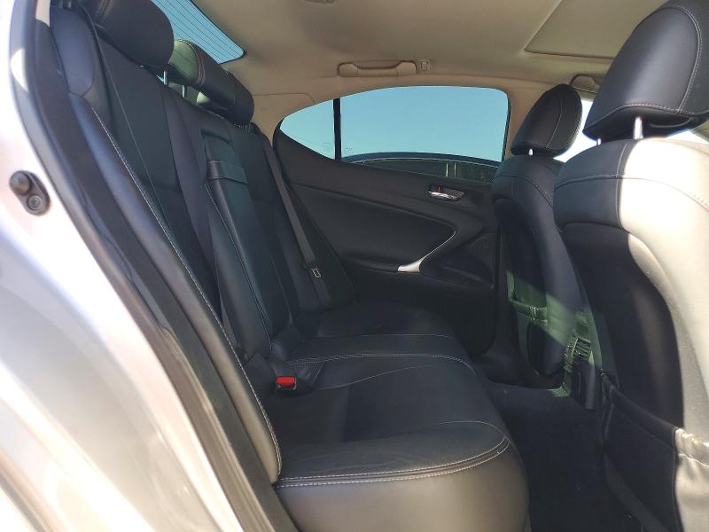 56734816 :رقم المزاد ، JTHBF5C23B5151257 vin ، 2011 Lexus Is مزاد بيع
