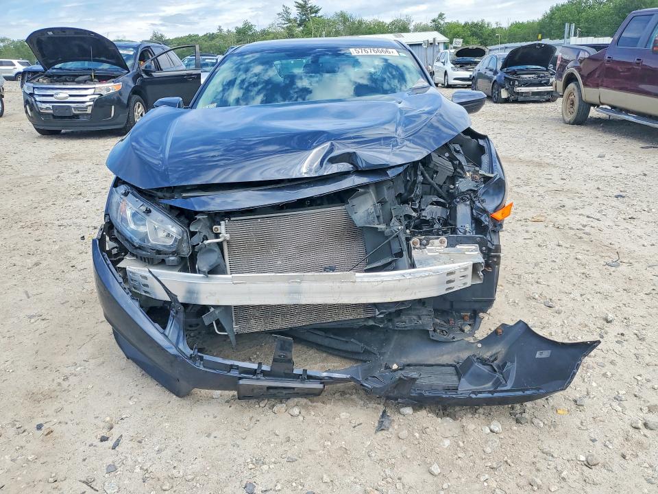 57676666 :رقم المزاد ، 2HGFC2F50JH555111 vin ، 2018 Honda Civic مزاد بيع