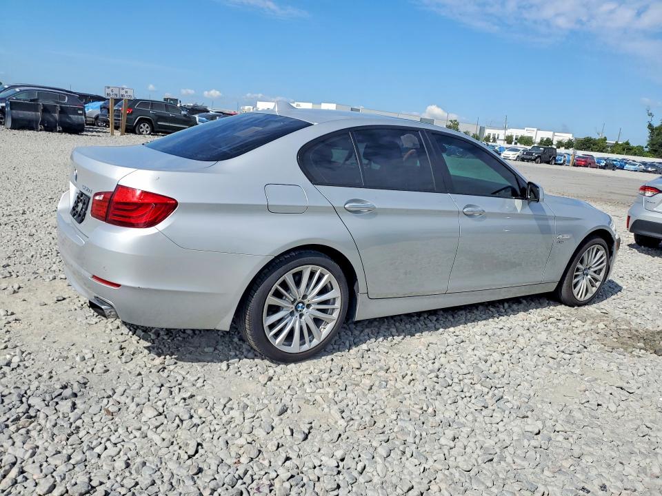 57296166 :رقم المزاد ، WBAFU9C59CC786987 vin ، 2012 Bmw 550 مزاد بيع