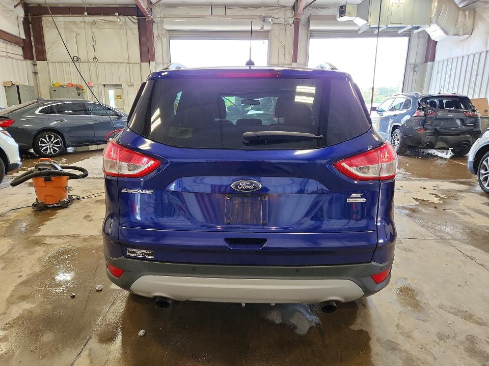 2015 Ford Escape მანქანა იყიდება აუქციონზე, vin: 1FMCU9GXXFUB54205, აუქციონის ნომერი: 57923936