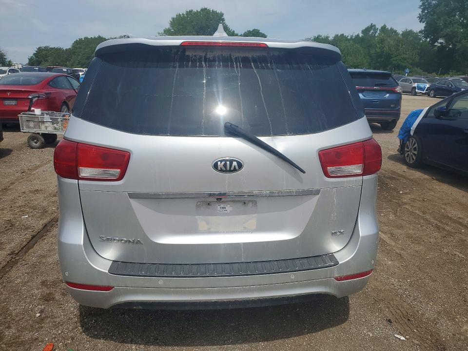 58004506 :رقم المزاد ، KNDMC5C13G6132722 vin ، 2016 Kia Sedona مزاد بيع