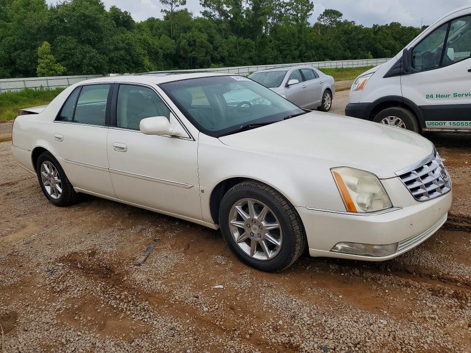 54520296 :رقم المزاد ، 1G6KD5EYXAU101083 vin ، 2010 Cadillac Dts مزاد بيع