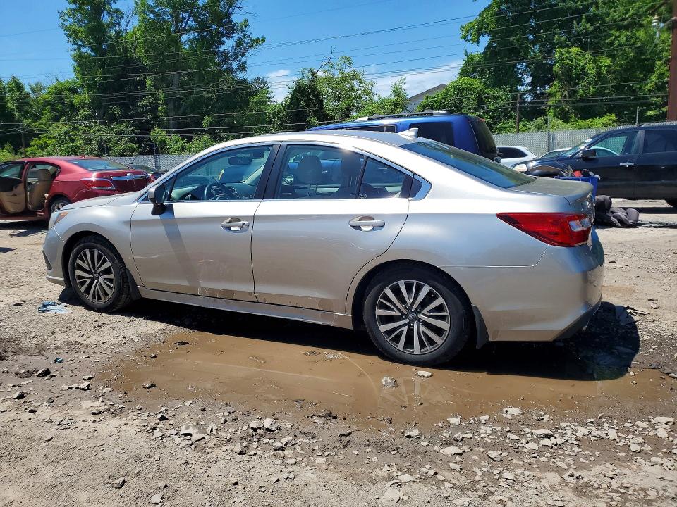 57211746 :رقم المزاد ، 4S3BNAF64K3008003 vin ، 2019 Subaru Legacy مزاد بيع