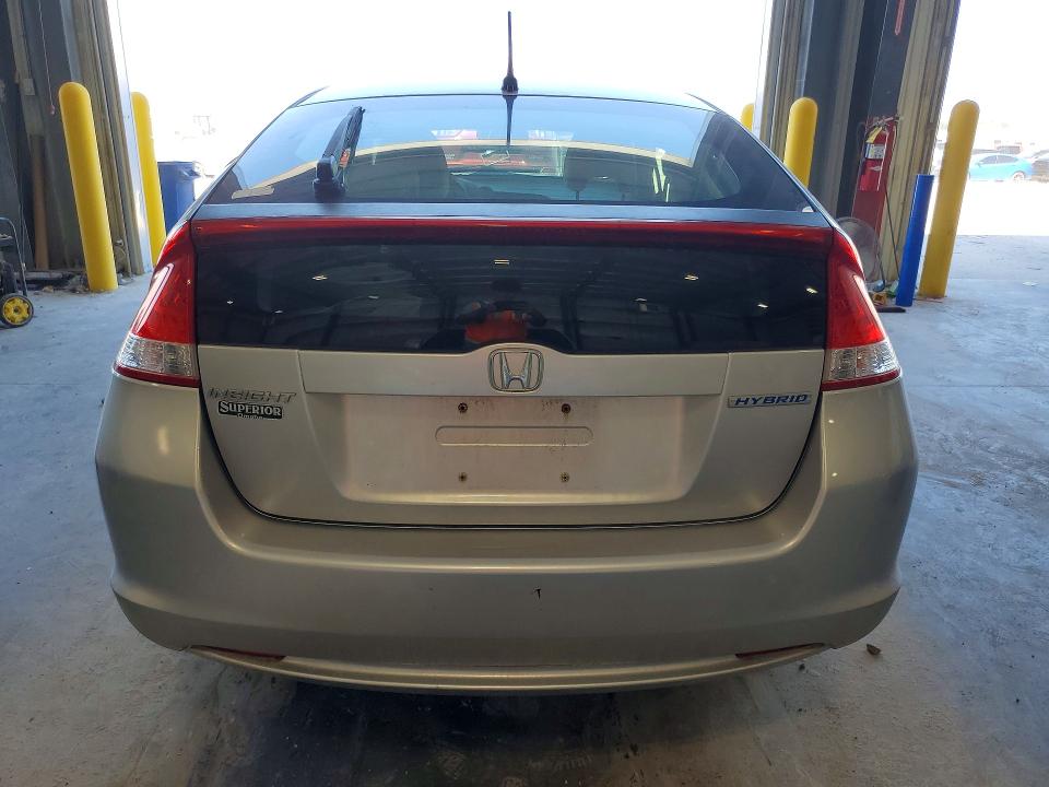 2010 Honda Insight მანქანა იყიდება აუქციონზე, vin: JHMZE2H75AS008265, აუქციონის ნომერი: 55272376