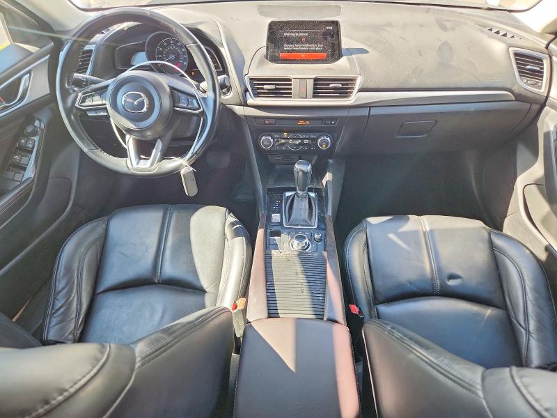 Продажа на аукционе авто 2018 Mazda 3, vin: 3MZBN1L37JM198352, номер лота: 56819646