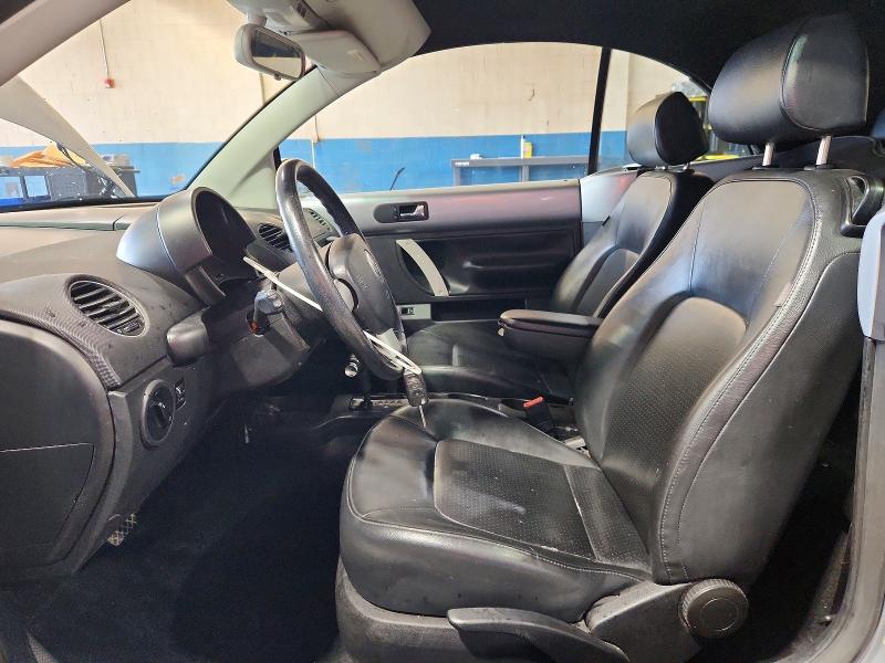 56162476 :رقم المزاد ، 3VWRF31Y77M412299 vin ، 2007 Volkswagen New Beetle مزاد بيع