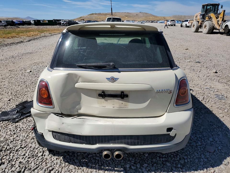 Продажа на аукционе авто 2009 Mini Cooper, vin: WMWMF735X9TW85956, номер лота: 57743176