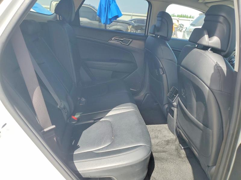 58335166 :رقم المزاد ، KNDPVCAG6P7117807 vin ، 2023 Kia Sportage مزاد بيع
