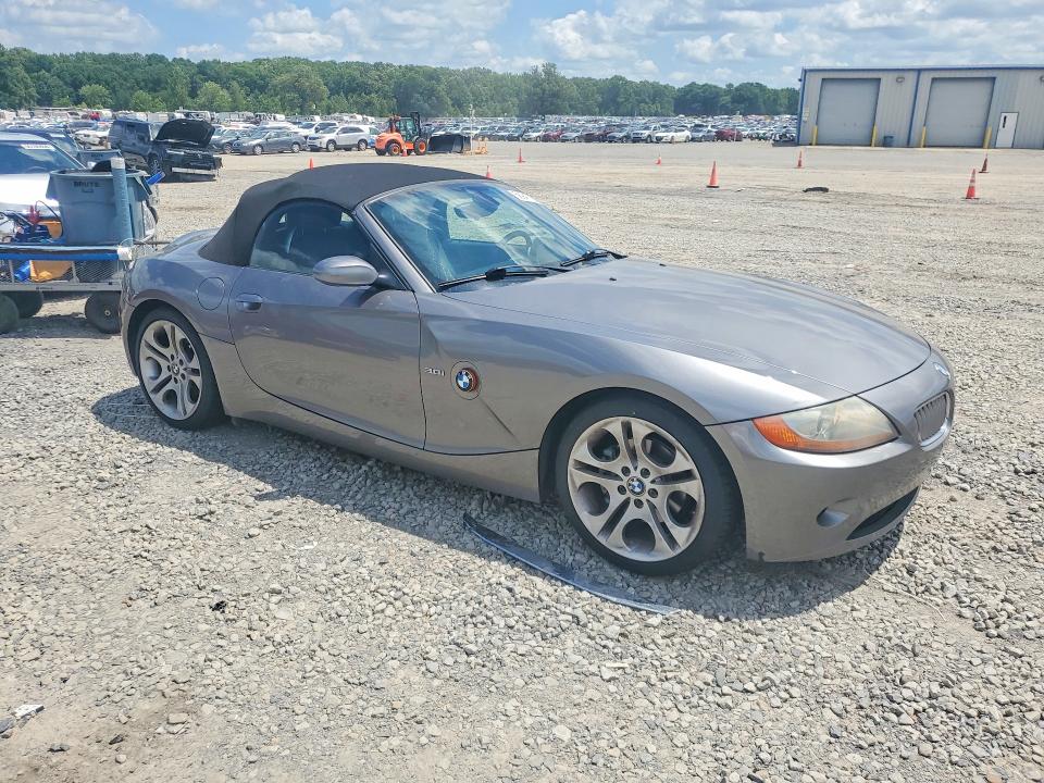 56947126 :رقم المزاد ، 4USBT53433LU02166 vin ، 2003 Bmw Z4 مزاد بيع