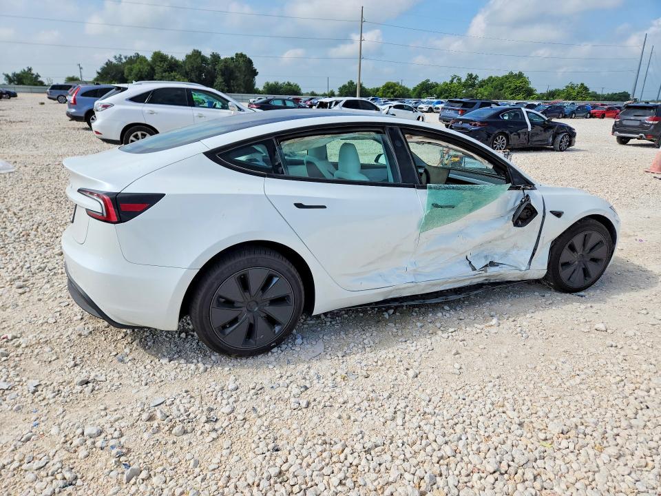 55805666 :رقم المزاد ، 5YJ3E1EA8TF139451 vin ، 2026 Tesla Model 3 مزاد بيع