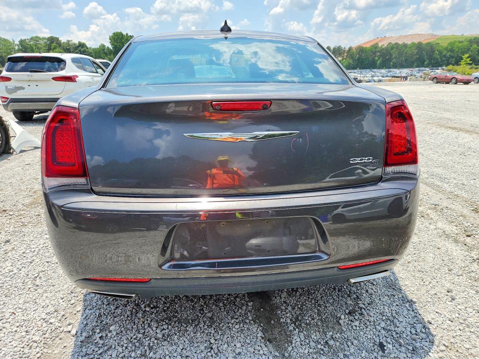 56144376 :رقم المزاد ، 2C3CCABGXKH516230 vin ، 2019 Chrysler 300 مزاد بيع