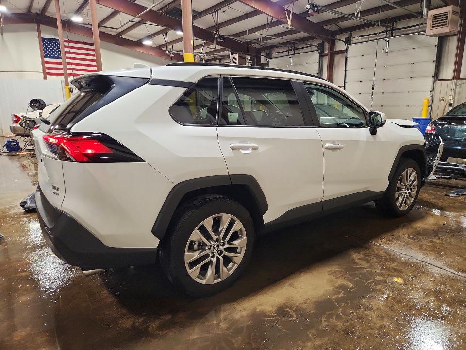 Продажа на аукционе авто 2024 Toyota Rav4, vin: 2T3A1RFV4RW495482, номер лота: 56623026