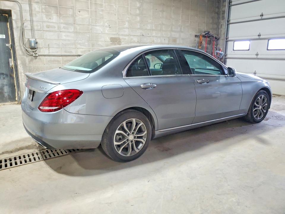 2016 Mercedes-benz C მანქანა იყიდება აუქციონზე, vin: 55SWF4KB8GU104650, აუქციონის ნომერი: 58559626