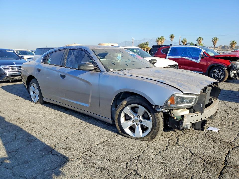 56628326 :رقم المزاد ، 2C3CDXBGXDH599998 vin ، 2013 Dodge Charger مزاد بيع
