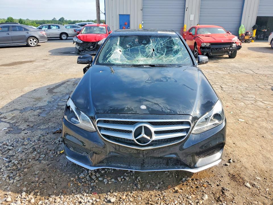 57588416 :رقم المزاد ، WDDHF8JB9GB290081 vin ، 2016 Mercedes-benz E مزاد بيع