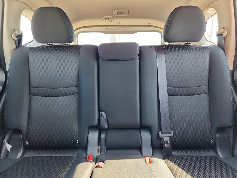 55335586 :رقم المزاد ، KNMAT2MV2JP518729 vin ، 2018 Nissan Rogue مزاد بيع