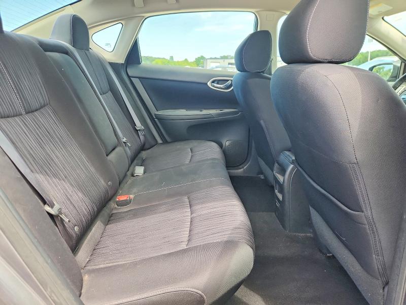 Продажа на аукционе авто 2018 Nissan Sentra, vin: 3N1AB7AP3JL626054, номер лота: 57011006