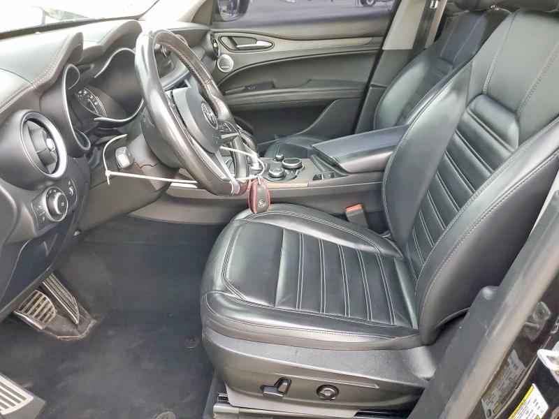 54148666 :رقم المزاد ، ZASFAKRN6J7C28781 vin ، 2018 Alfa Romeo Stelvio مزاد بيع