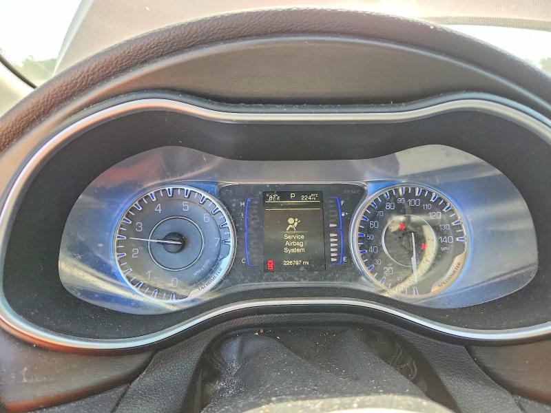 Продаж на аукціоні авто 2016 Chrysler 200, vin: 1C3CCCAB8GN176690, номер лоту: 55053396