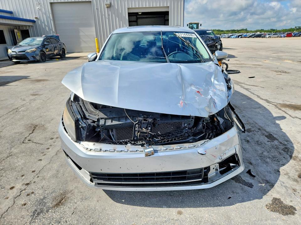 Продаж на аукціоні авто 2017 Volkswagen Passat, vin: 1VWBT7A30HC072874, номер лоту: 57144446