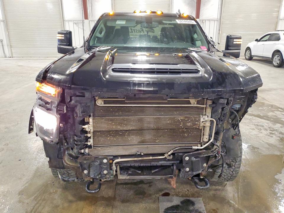 59144246 :رقم المزاد ، 1GC4YTEY7MF112811 vin ، 2021 Chevrolet Silverado مزاد بيع