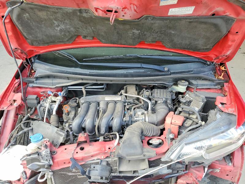 56629576 :رقم المزاد ، 3HGGK5H86FM739011 vin ، 2015 Honda Fit مزاد بيع