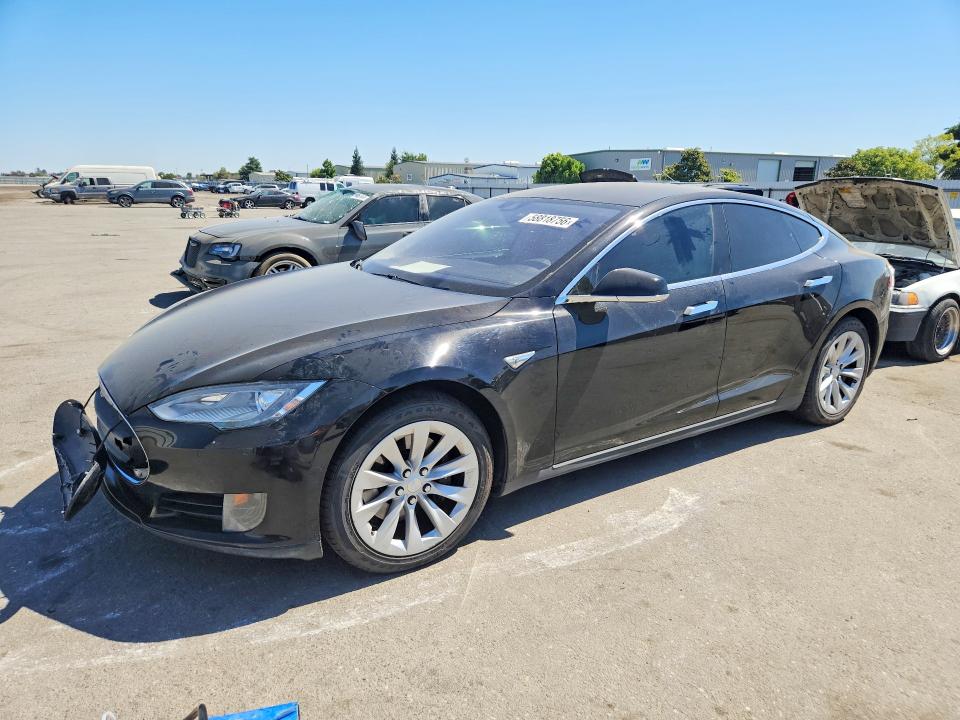 58818756 :رقم المزاد ، 5YJSA1E13GF132985 vin ، 2016 Tesla Model S مزاد بيع