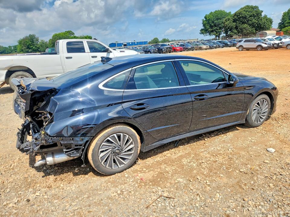 Продажа на аукционе авто 2026 Hyundai Sonata Hybrid, vin: KMHL34JJ7TA152676, номер лота: 56649166