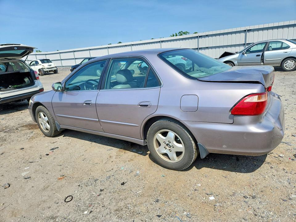 Продажа на аукционе авто 2000 Honda Accord, vin: 1HGCG1654YA005727, номер лота: 59163676